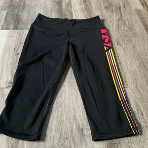 Victoria Secret sport Capri leggings